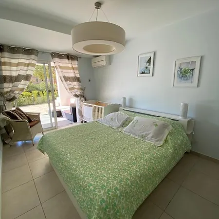 Cote Villa Ajaccio (Corsica)